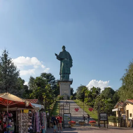 La Casa Di Lilly ארונה