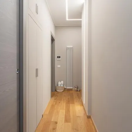 La Casa Di Lilly Apartamento Arona