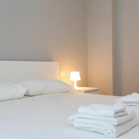 Apartamento La Casa Di Lilly Arona